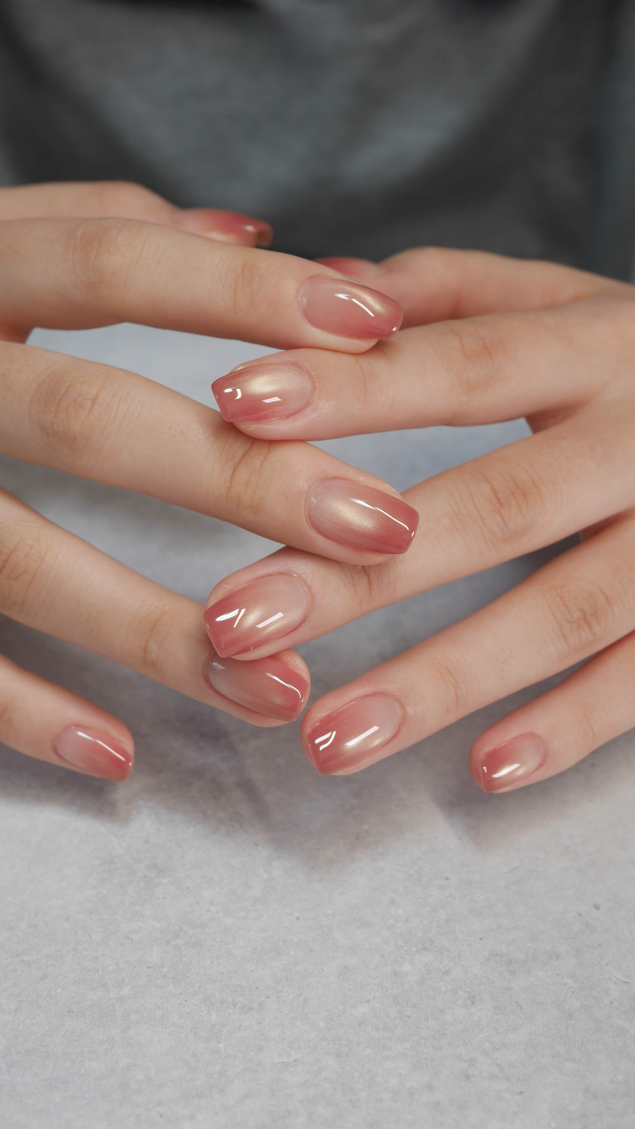 COSMOS NAIL シンプルマグネットネイルの施術例